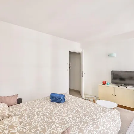 Alesia - Harmonie Apartment